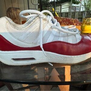 Air Jordan 11 candy cane